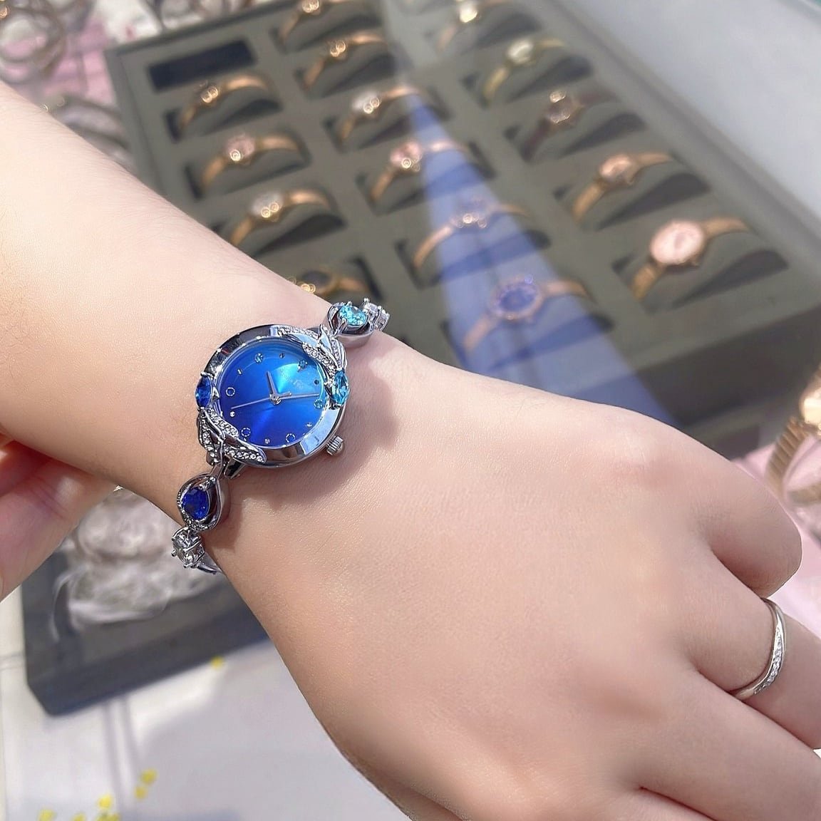 AromaFlat tweet media