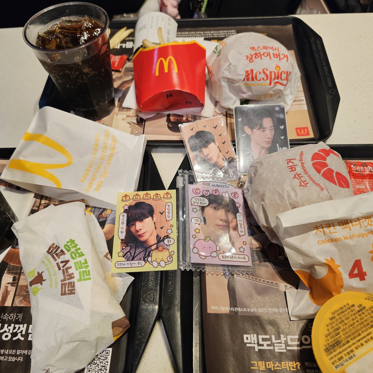 가애-하다 tweet media