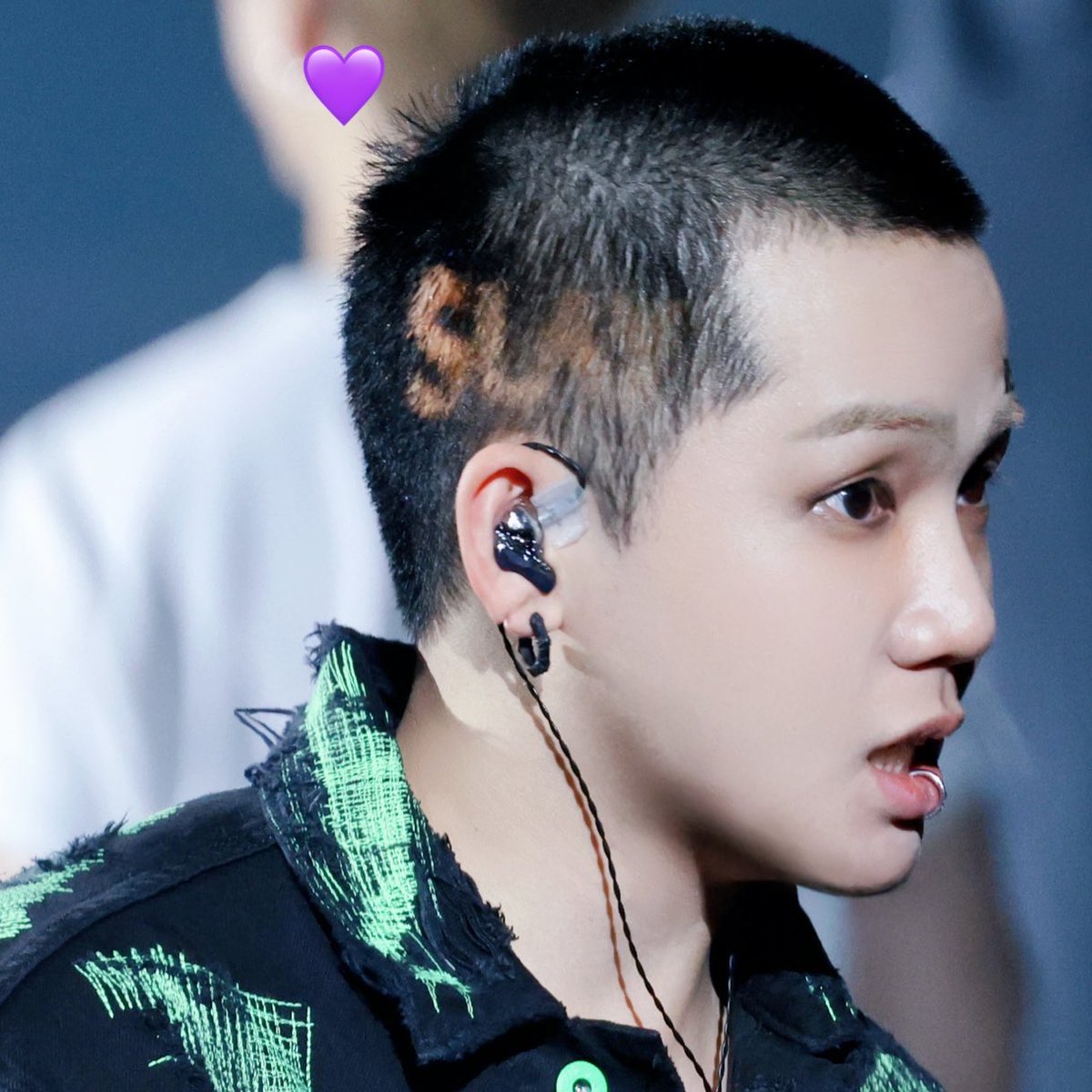 𝒆𝒓𝒓𝒆 🜁𓂃 🎆ᴺᴼᴮᴼᴰʸ🎇 tweet media