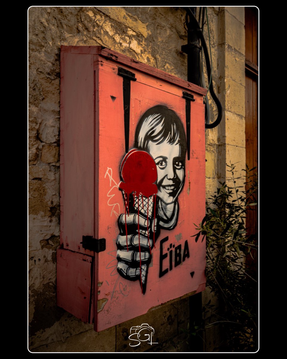 SGL_Simon's tweet photo. Today's post is showcasing some of the street art around Limassol Old Town.

#Cyprus #Photography #TravelPhotography #ExploreCyprus #VisualStorytelling #StreetArt https://t.co/wxeEYoRBVw