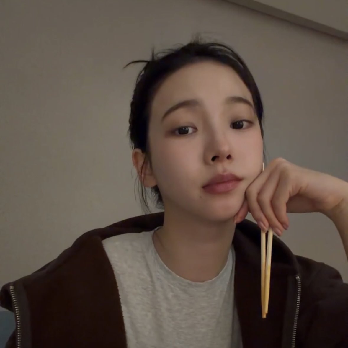 춘★zzi (🍋) tweet media