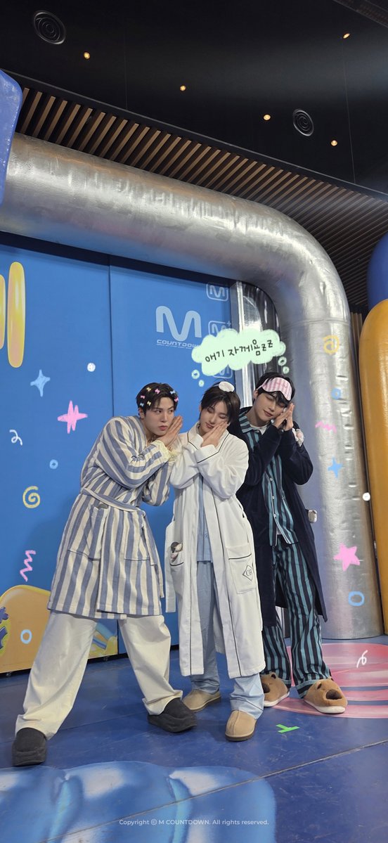 ˚ ⊹ ₊˚ ˗ˏˋ 아삭한 Wallpaper ˎˊ˗ ˚₊ ⊹ ﾟ
🌙😴파자마 소박이를 폰에 담으세요 🥒📲

#MCOUNTDOWN #엠카운트다운
#소정환 #TREASURE #박건욱 #ZEROBASEONE #계훈 #KickFlip