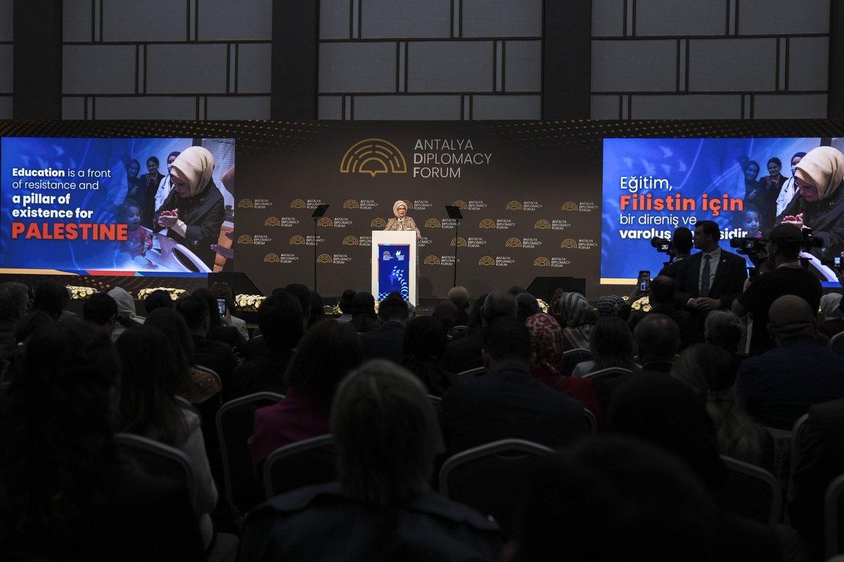 Emine Erdoğan tweet media