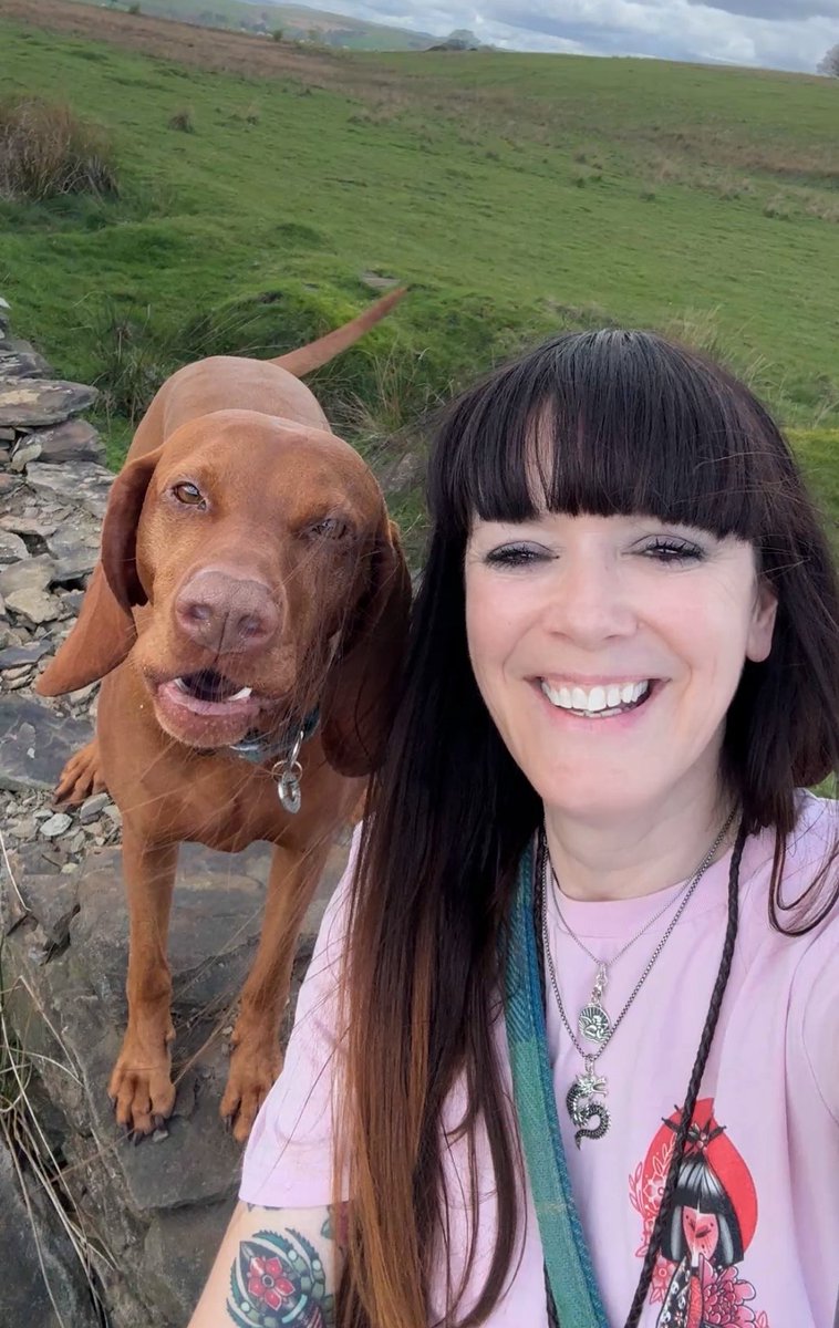 Vickilicious10's tweet image. GM 🌿🌙 Happy Saturday 

Go where the wild things grow.
Let nature work its magic ✨

#NFTCommunity