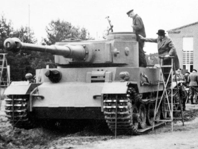Tank_Archives's tweet image. Assembly of the Porsche Tiger was completed #OTD in 1942. 10 more tanks were supposed to be delivered in May, but defects with the cooling system causing rapid engine failure that were discovered during testing delayed the start of production. #tanks #History #WW2 #WWII