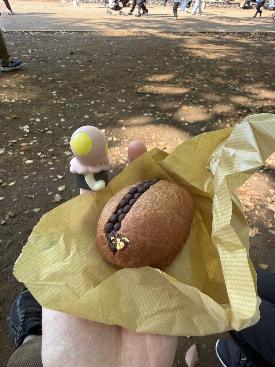 じょーじくるーにー tweet media