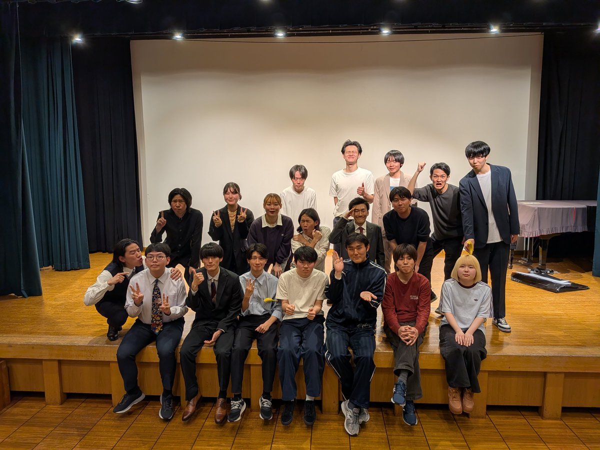 Kodomoteikoku's tweet photo. 本日は新歓ライブにお越しくださりありがとうございました！
開場、開演押してしまい大変申し訳ありません🙇🏻‍♀️

4月21日(火)、29日(水祝)には相方探し会を行います！裏方志望の方も大歓迎です🙌🏻
新歓用のLINEグループもございますので、DMでのご連絡お待ちしております📩 https://t.co/Iyw3ZGt0xK