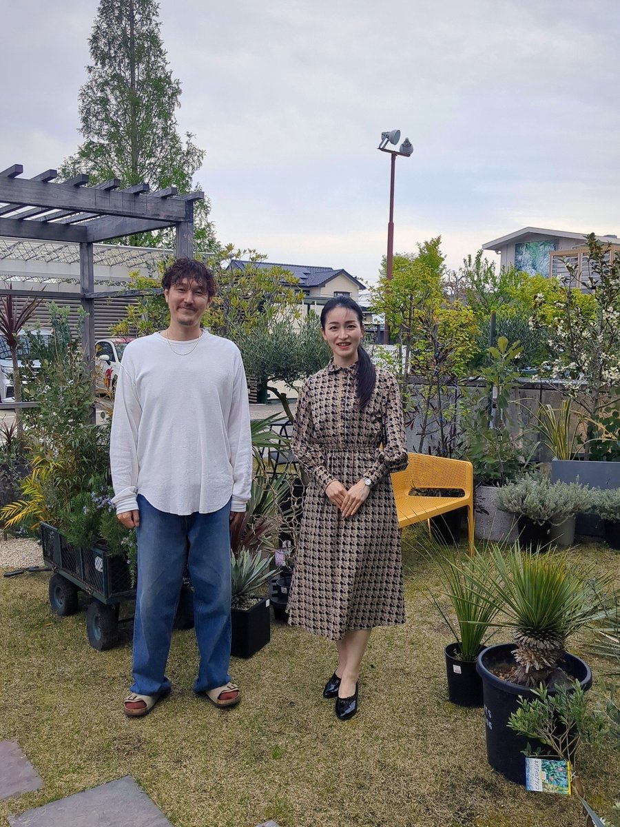 rika_pearer's tweet photo. 4月17日(金)のMIEリポート先は
「ファミリーエクステリア」🏡

【4月18日(土)19(日)
「新築外構・お庭相談会」】
についてお話を伺いました🎤

【Insta】
https://t.co/rvIJ58TWXn
【FB】
https://t.co/Ky6yD2YxMj

#レディオキューブfm三重
#fm三重 
#mieリポート 
#つなカン
#山田梨果のmieリポート https://t.co/CYBNofKy5c
