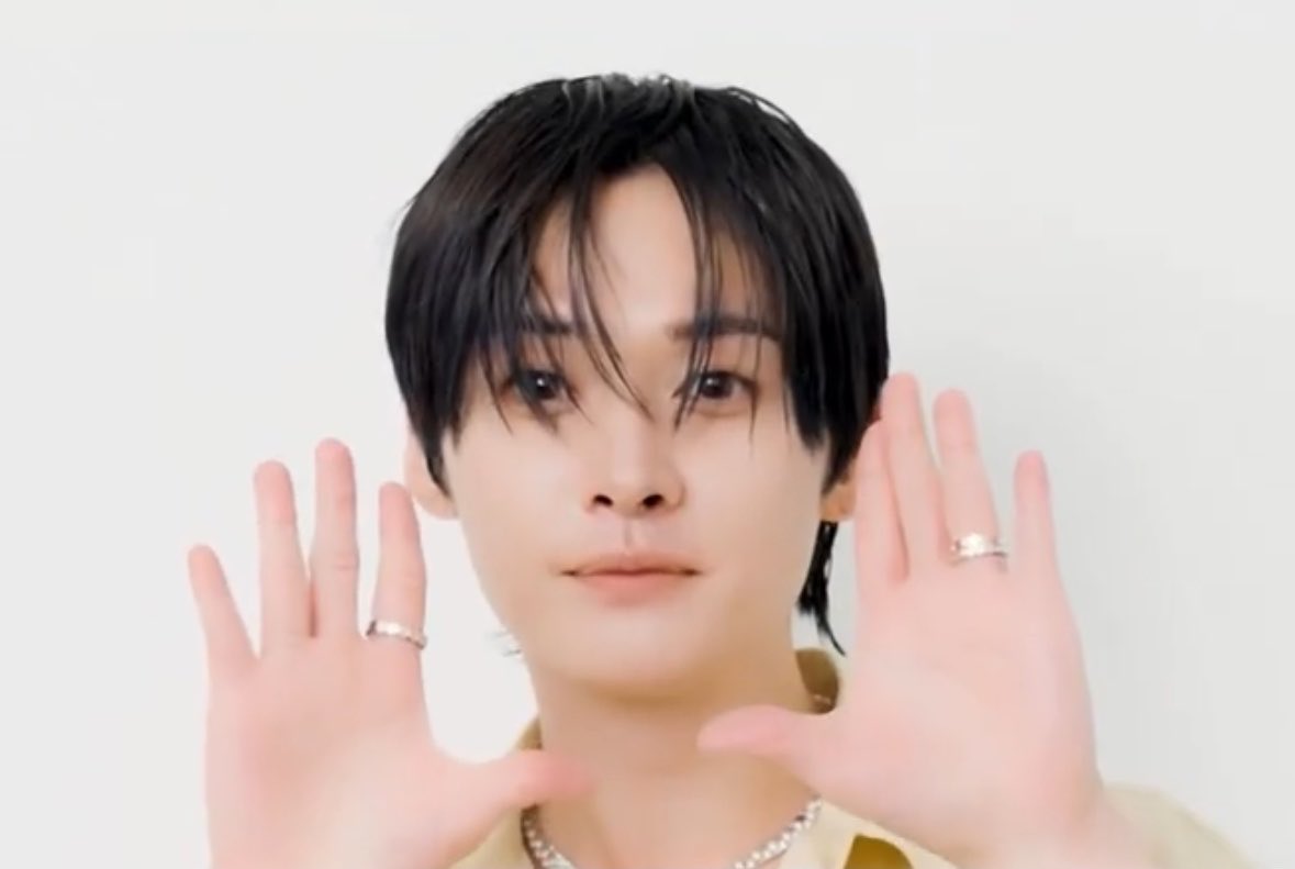 おもち tweet media