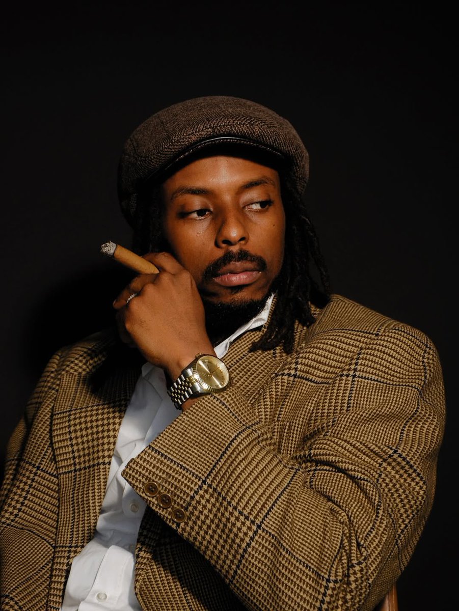 Essentials. tweet media