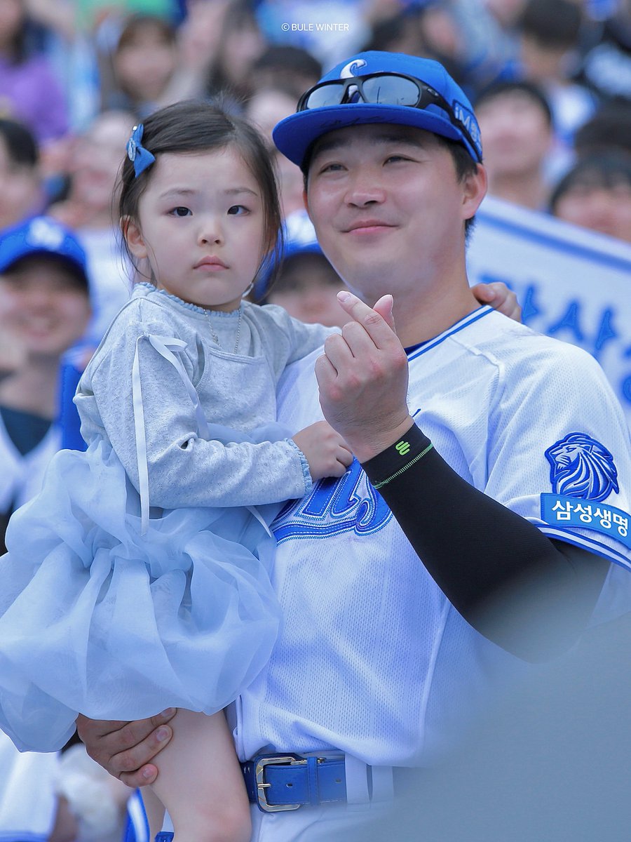 푸른겨울💙 tweet media