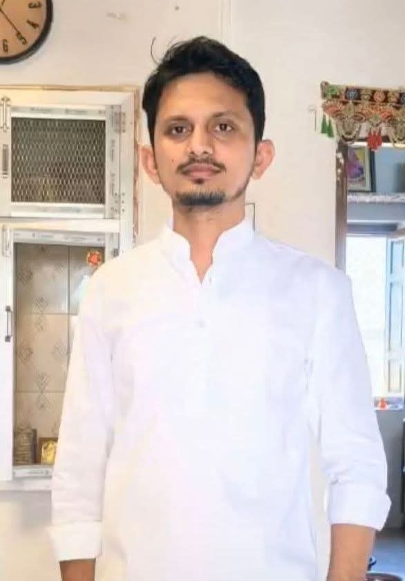 श्री योगीराज गरीबनाथ जी की तपोभूमि से एक और गौरवान्वित करने वाली खबर.! 🚩

​बाड़मेर के शिव क्षेत्र के होनहार युवा, भाई अशोक कुमार (सुपुत्र श्री राणा राम जी माली, अध्यापक) का RAS 2024 में 554वीं रैंक के साथ फाइनल चयन होने पर हार्दिक बधाई एवं उज्ज्वल भविष्य की अनंत शुभकामनाएँ.! 💐