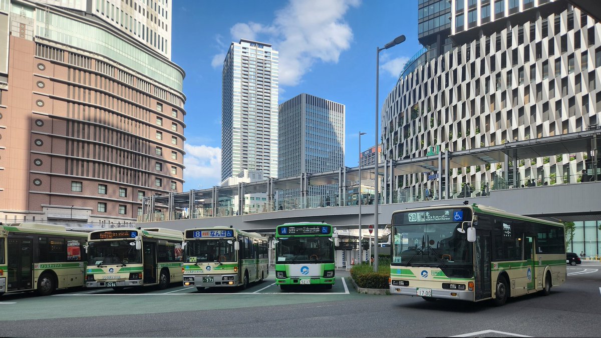 Nk2624's tweet photo. 4月18日

今日はフリーパスを買い、久々に大阪市内でバス活。なんば→朝潮橋（くら寿司でランチ）→梅田→北港ヨットハーバー→（西淀川区横断）→梅田...と実に水都・ベイエリアを巡る1日でした。

様々な車種に乗れたんはマニアとしては嬉しいね(^-^)。

#大阪シティバス　#路線バス
#大阪　#日常垢 https://t.co/c73TrWCG5g