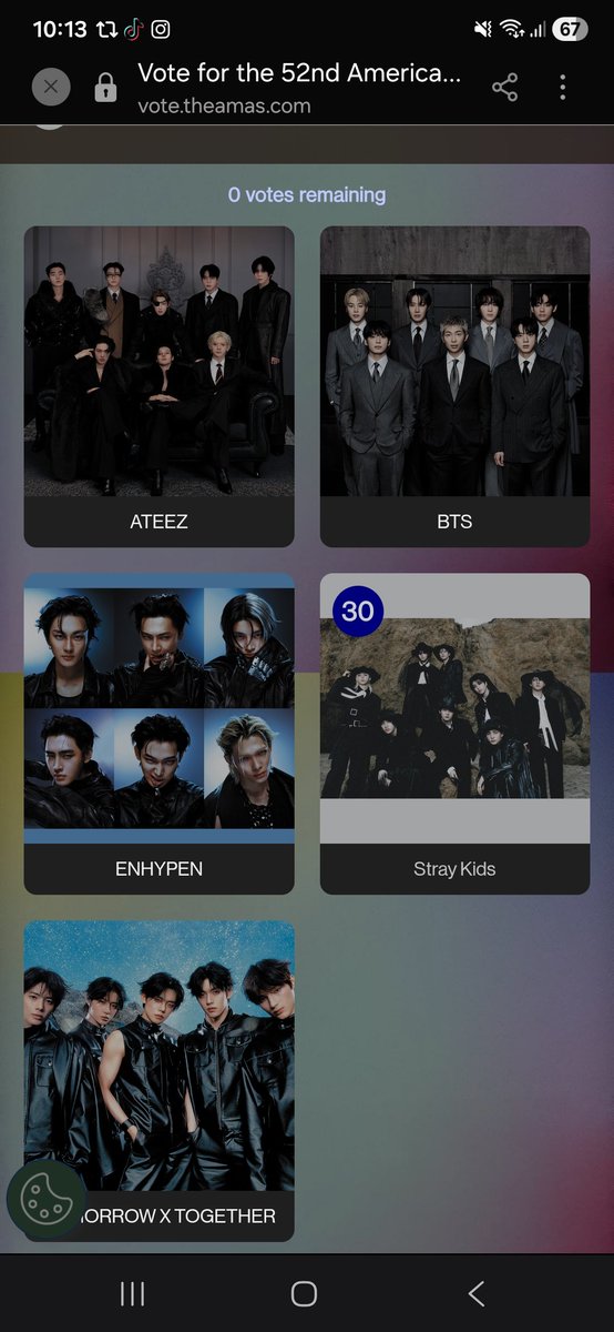 luana「 🌙 」VAI VER O SKZ tweet media