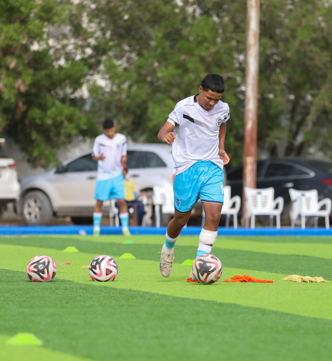 الباطن | الفئات السنية tweet media