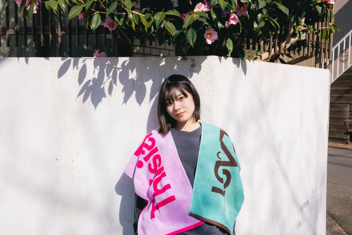 ThisisLASTBAND's tweet image. 🗓️明日4/19(日)開催!!

#ThisisLAST
one man live tour “Trigger”

▫️2026/04/19(日)
＠ 新潟LOTS
Thank you sold out!!

🛒グッズ先行販売：15:30〜(予定)
thisislast.jp/news/detail/71…

💿AL ＃HOME ご購入で
LIVE会場限定絵柄ポストカードをランダムでプレゼント!!