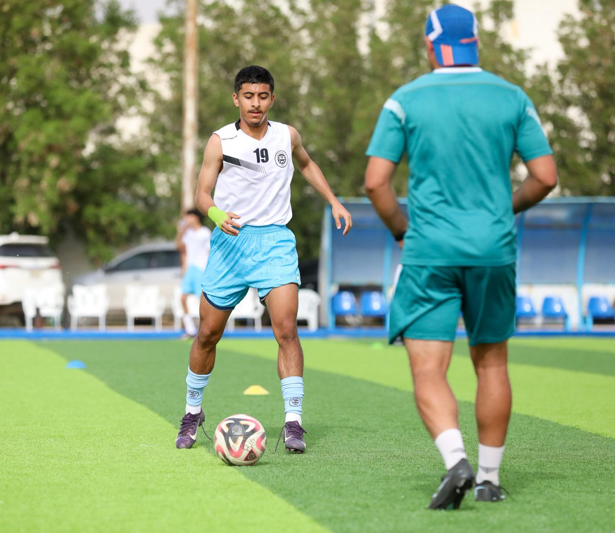 الباطن | الفئات السنية tweet media