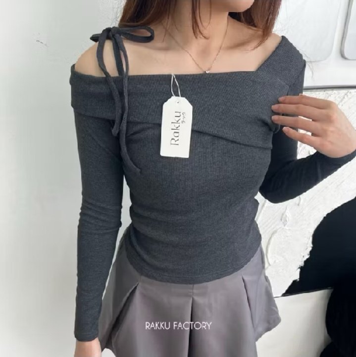 rererchaa's tweet photo. Rekomendasi knit top cantik❤️

📌 https://t.co/wQLkHxQqW3 https://t.co/r4M4I683Fl