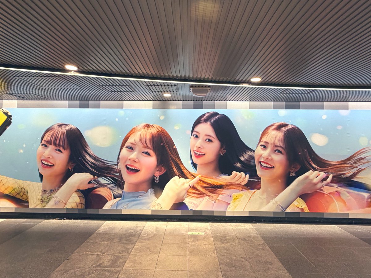 we_suzuyu's tweet image. さらツヤすぎる！リマちゃん見に行ってきた❤️
人通りが多い中必死に撮影🤣ww
とっても可愛くて行って良かったよ〜🧚🫧

#RIMA #RIMA_bubble
#Essential