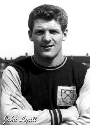 Billy Bonds Stand tweet media