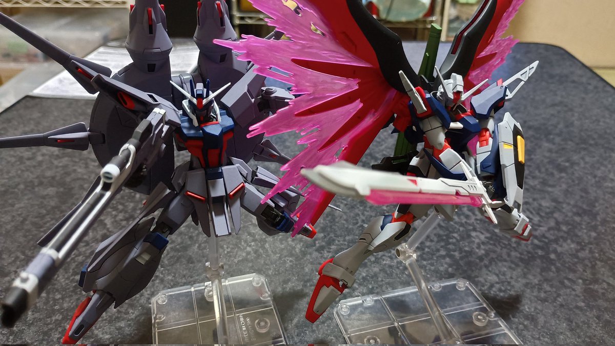 adeu55's tweet photo. #ガンプラ #HG #SEED
デスティニー最終決戦仕様部分塗装で完成
元キットは発売当時に作ったけどまったく古さを感じさせない良キット 
むしろ色が暗くなったのでレジェンドとの親和性が増してる https://t.co/9RnbVlARiY