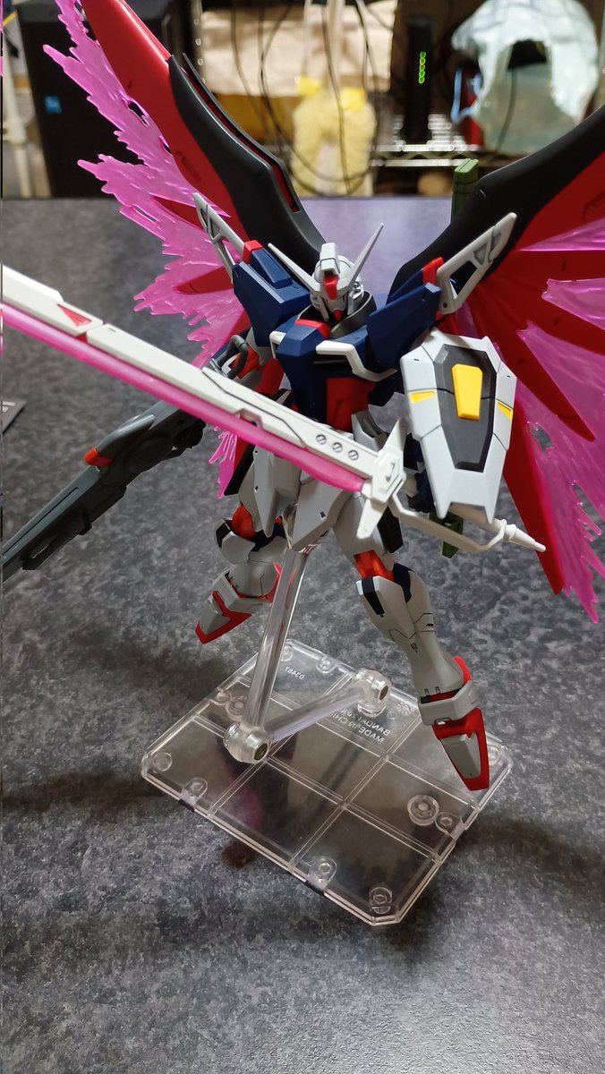 adeu55's tweet photo. #ガンプラ #HG #SEED
デスティニー最終決戦仕様部分塗装で完成
元キットは発売当時に作ったけどまったく古さを感じさせない良キット 
むしろ色が暗くなったのでレジェンドとの親和性が増してる https://t.co/9RnbVlARiY