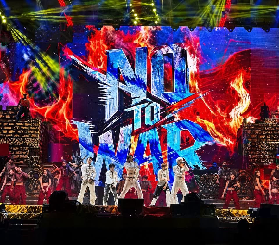 MARS 🦋 tweet media