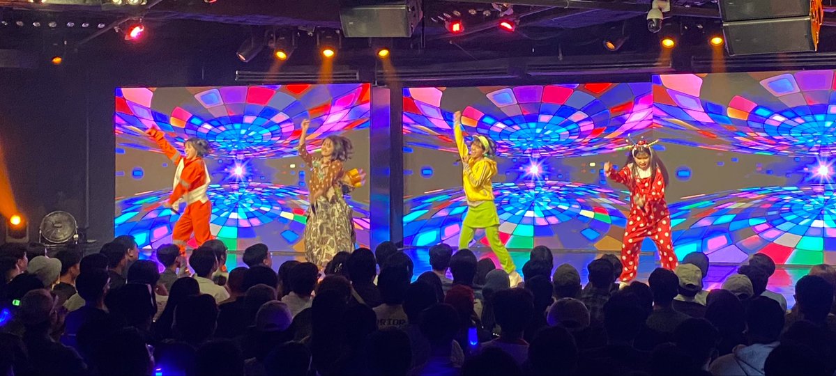 moshi2jkt48 tweet media