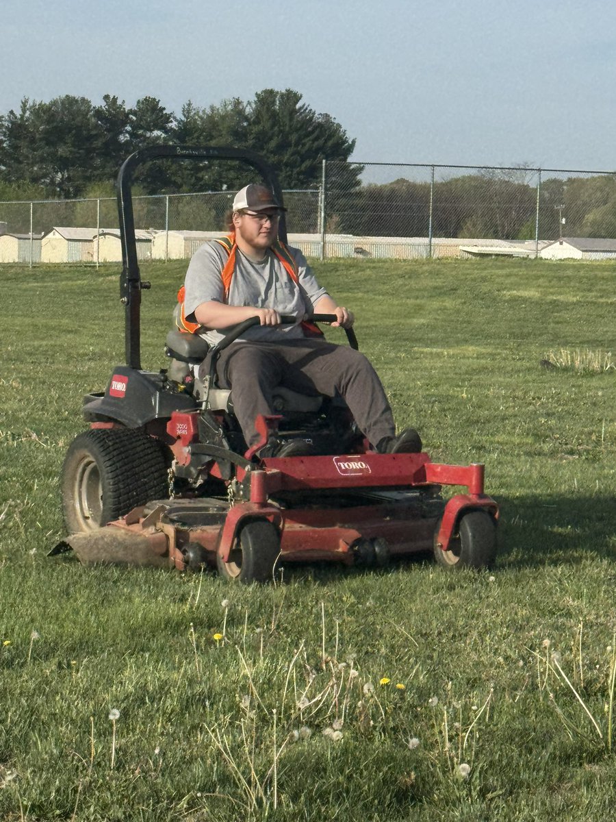 Brentsville Turf Toro Grounds Academy tweet media