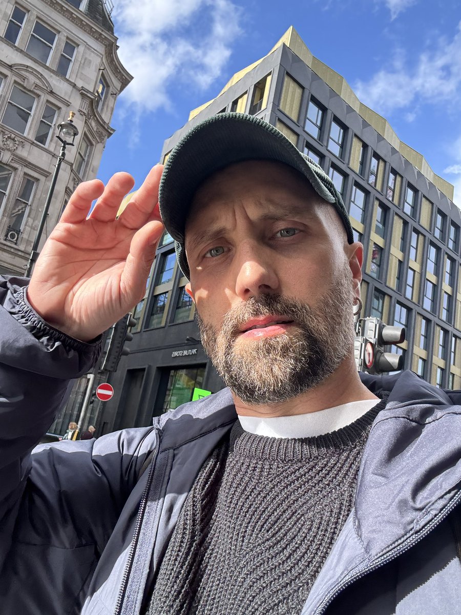 Mr Ice tweet media
