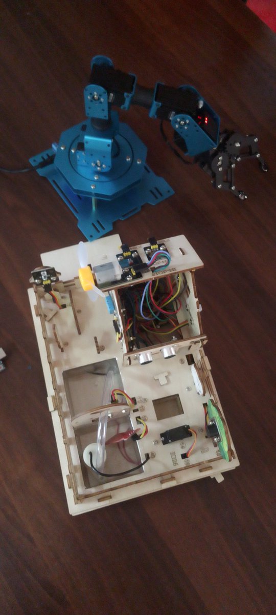 Ɉ⟁MΞS tweet media