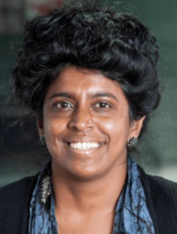 NizNellie3 tweet media