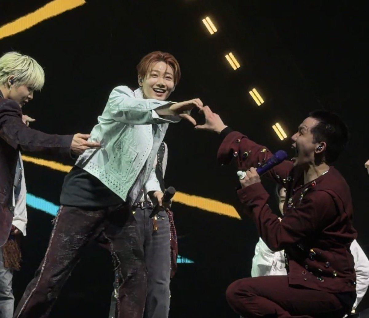 𝗣𝗹𝗮𝘇 tweet media