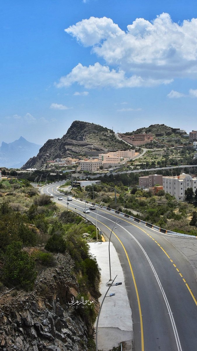 855j_'s tweet photo. #الباحة 
حيث تلتقي هيبة الجبال بسكون الطبيعة، وتُكتب تفاصيل الجمال بلمسةٍ تُجسد عظمة الخالق . https://t.co/AhRQ1okCxO