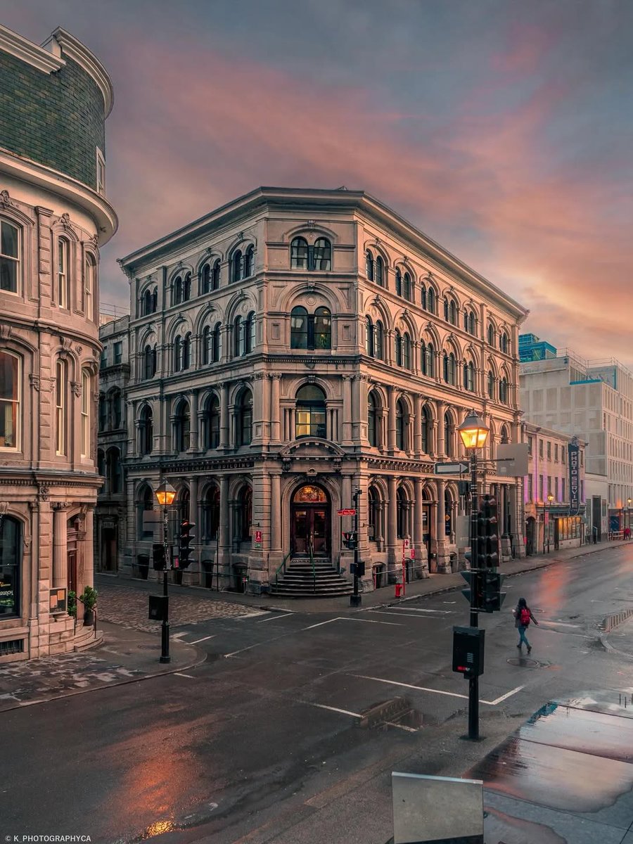 Montreal's tweet image. Cinematic. 😍

📷 k_photographyca #montreal