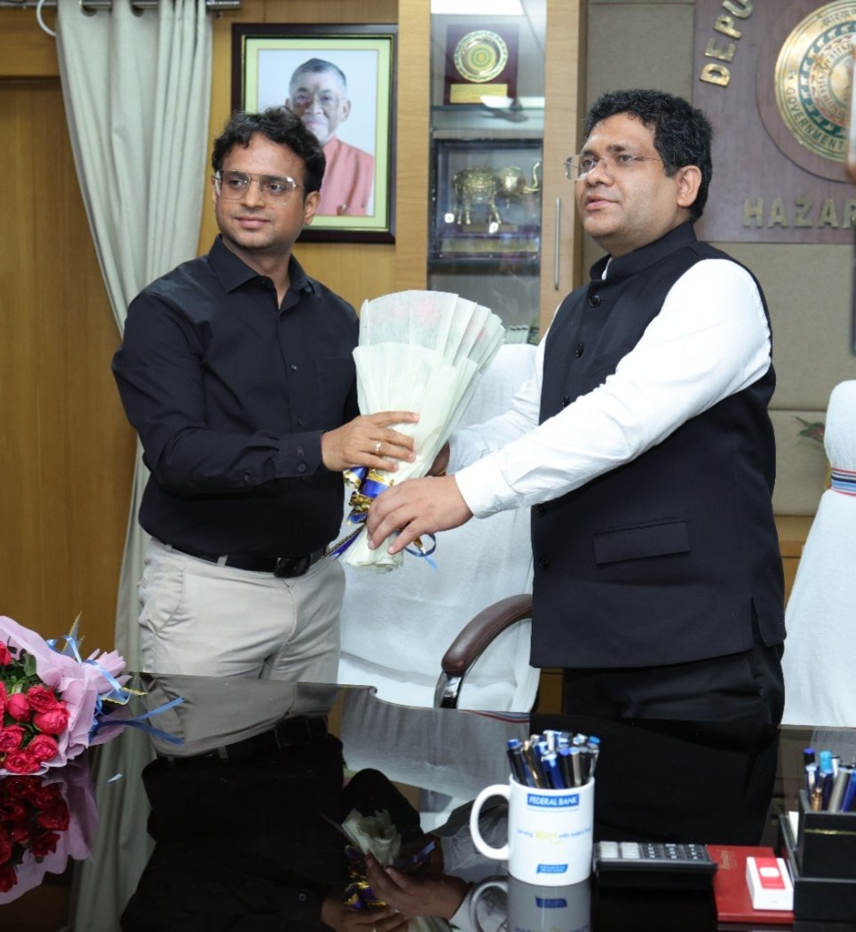 DC_Hazaribag's tweet photo. आज 18 अप्रैल 2026 को उपायुक्त हजारीबाग के रूप में पदभार ग्रहण किया।

@JharkhandCMO 
@prdjharkhand https://t.co/xqoQPt2Gle