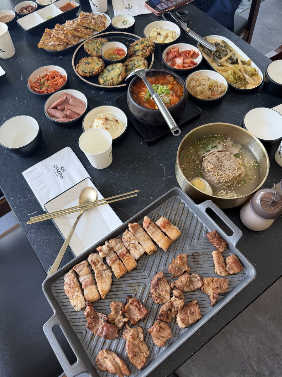 FoxyPenguin 小狐狸 tweet media