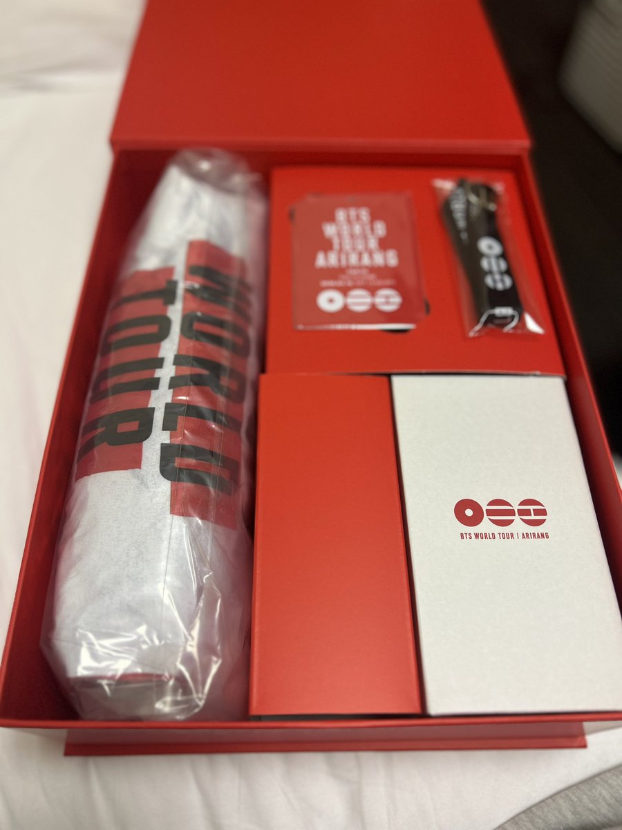 liccaaaaa tweet media