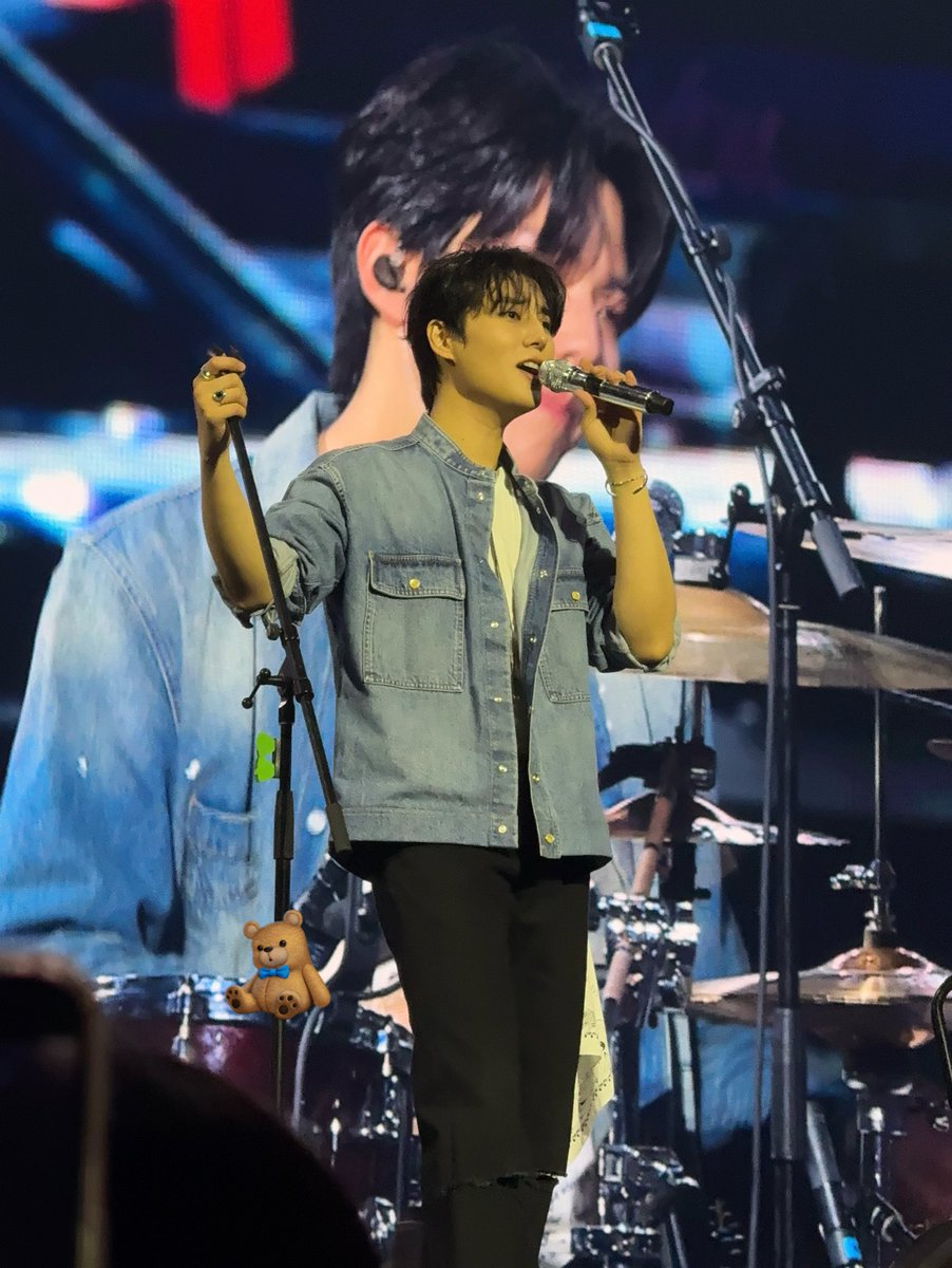 he was so close; my younghyun ♡

#TheDecadeInSG #Day6inSG  #yonkucen