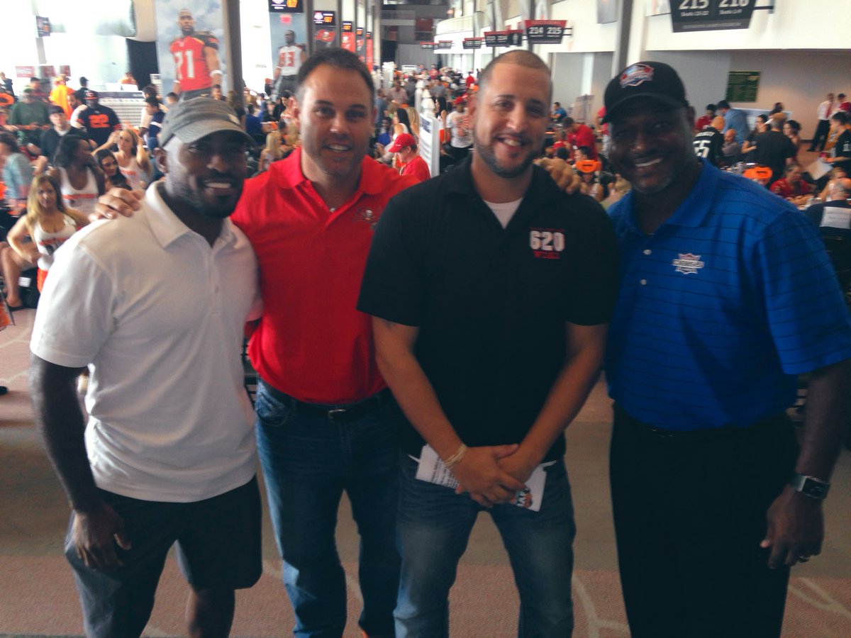 Greg Wolf tweet media