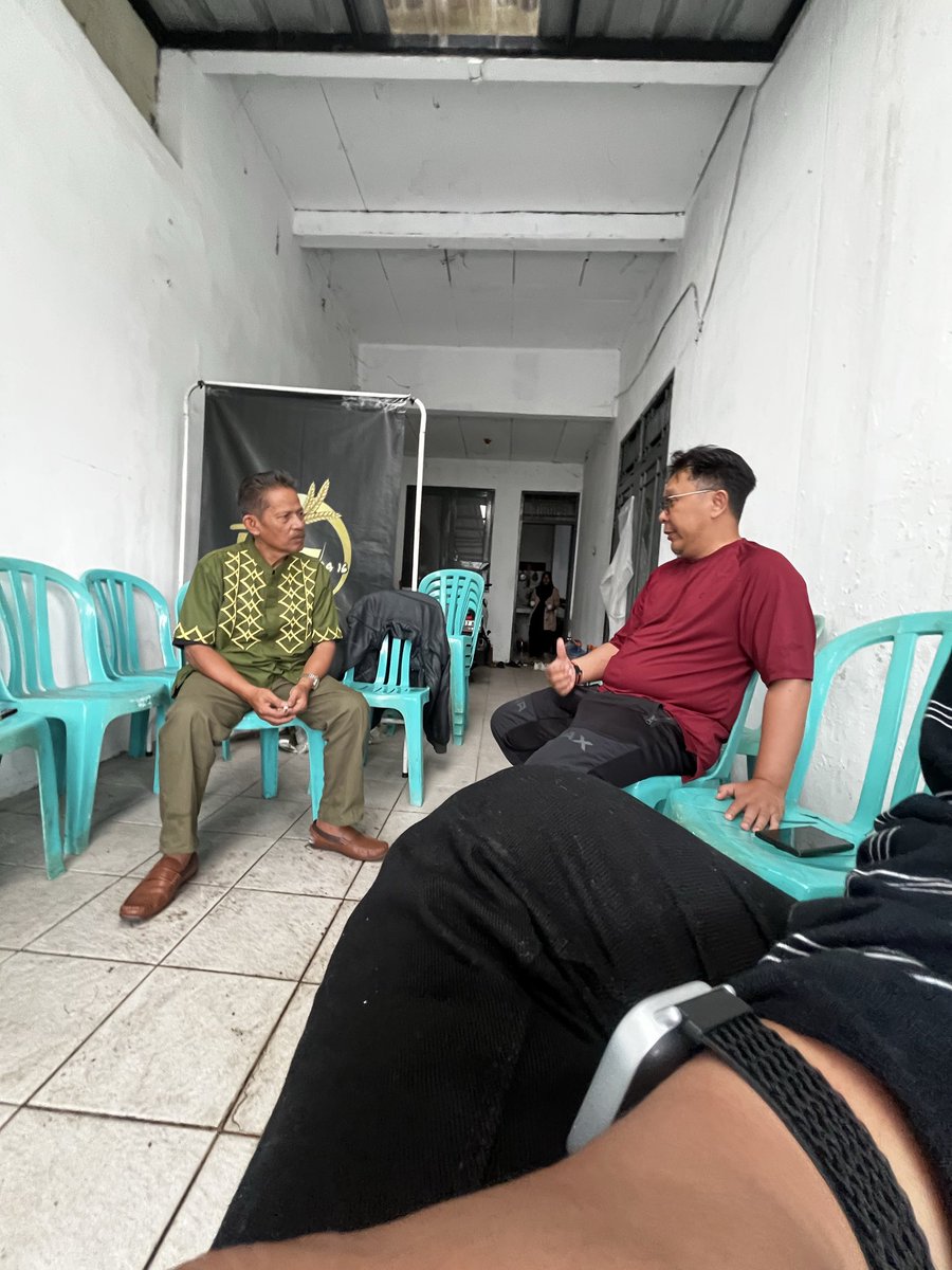 coololacee's tweet photo. Bu
Wibi baru kenal ibu itu mungkin baru 2/3 bulan, tapi wibi tau ibu orang baikkk. Ibu tenang ajaa, syifa pasti wibi jagain. Kemaren ayah sama papah ketemu buu, mereka akrab bangett. Ayah juga udah restuin wibi ama syifa kemaren papah yg bilang langsung hehe ibu tenang aja yaaa❤️ https://t.co/0K5m6gvYpM