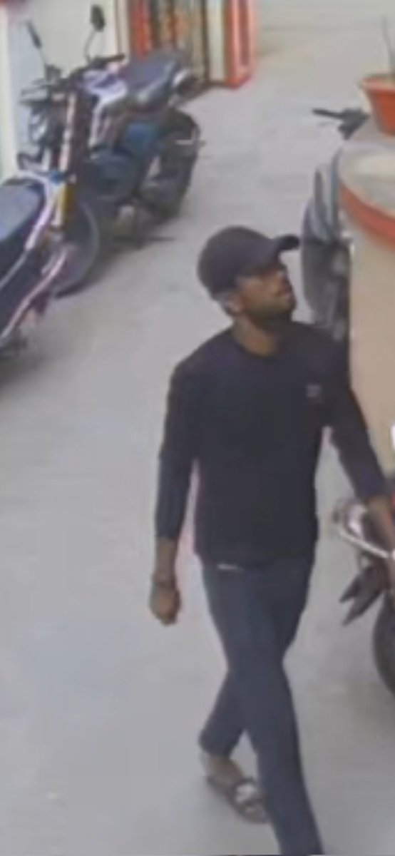 rakeshdnr's tweet photo. @bihar_police @GAYAPOLICEBIHAR @BiharHomeDept @IPRDBihar Please take action @bihar_police 
Unsuccessful thief of patna 
@BiharHomeDept https://t.co/GA6a0GDDKX