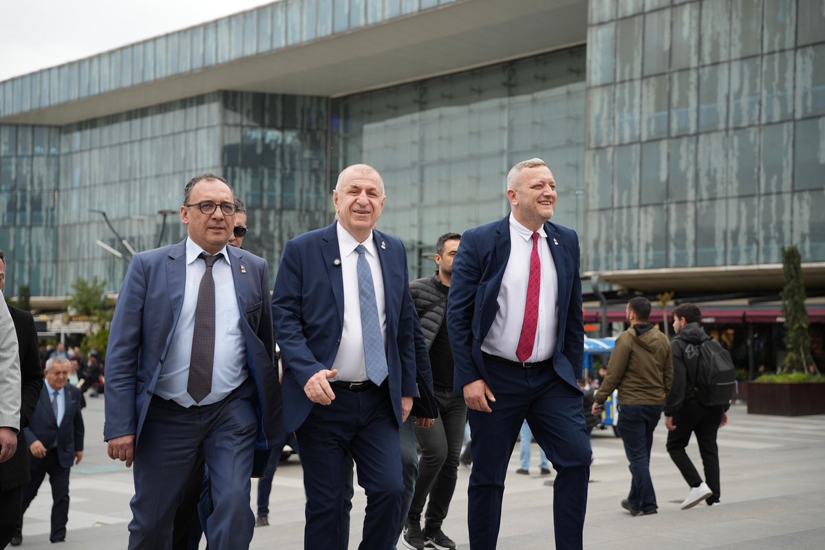 Zafer Partisi tweet media
