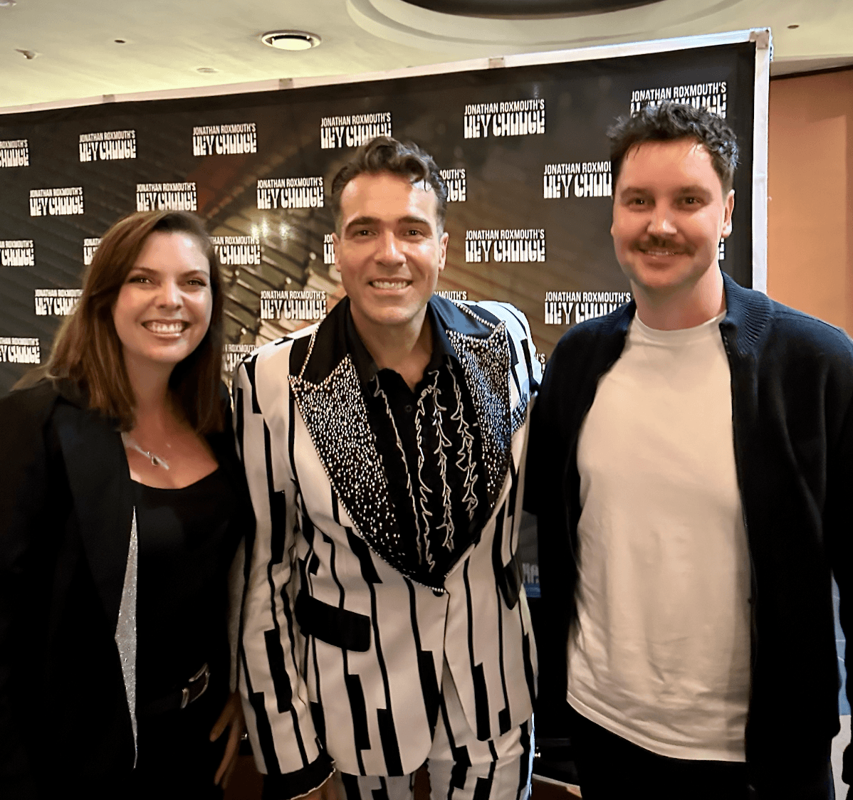 fantomdan's tweet photo. There's talented, and then there's Jonathan Roxmouth.

Key Change at @MONTECASINOZA is unlike anything else on a Joburg stage right now. Two hours of world-class piano performance, completely from memory. 9/10 🌟

#KeyChange #JohannesburgTheatre https://t.co/nAlyNHx7if