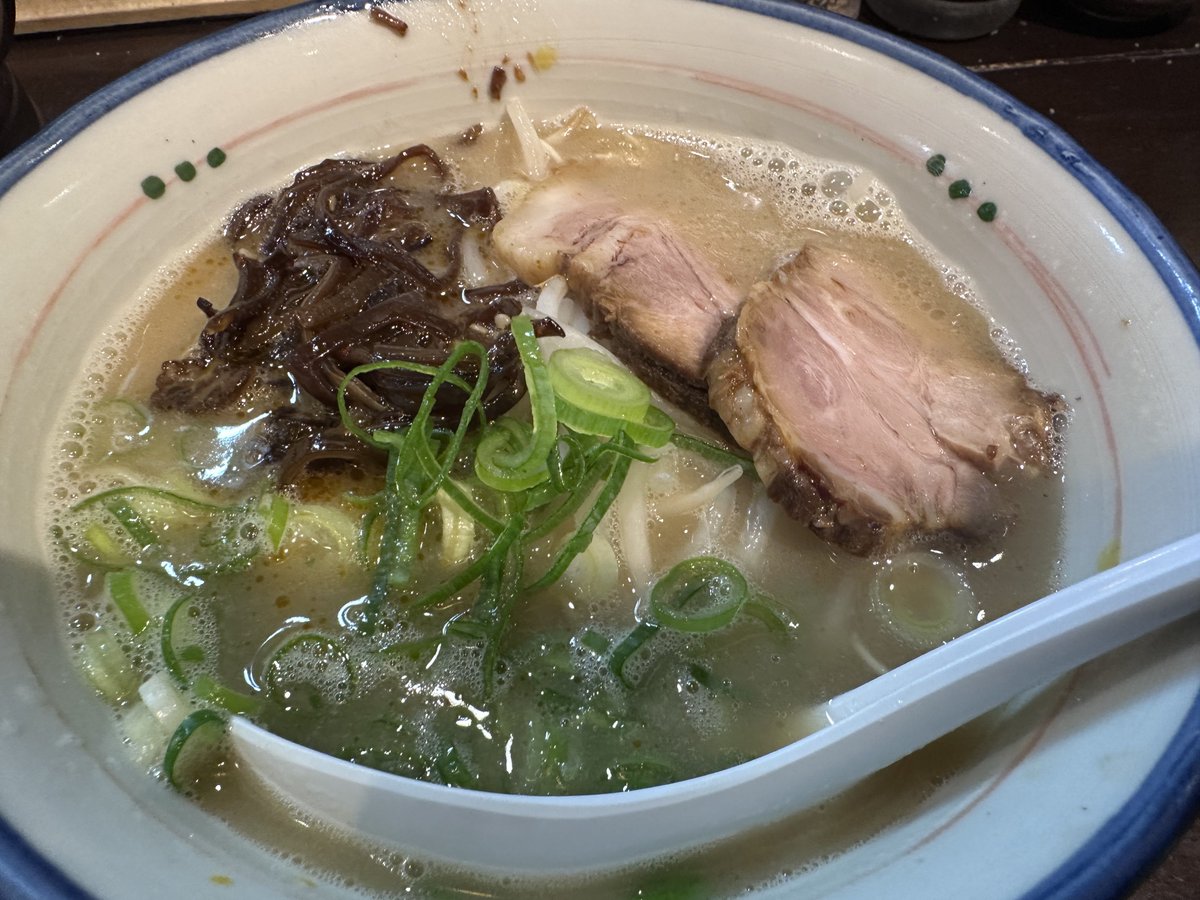 めんめん tweet media