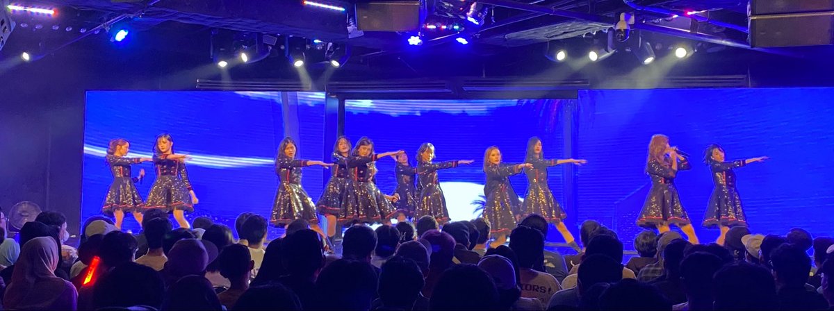 moshi2jkt48 tweet media