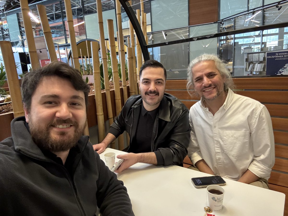 Altuğ Öztürk tweet media