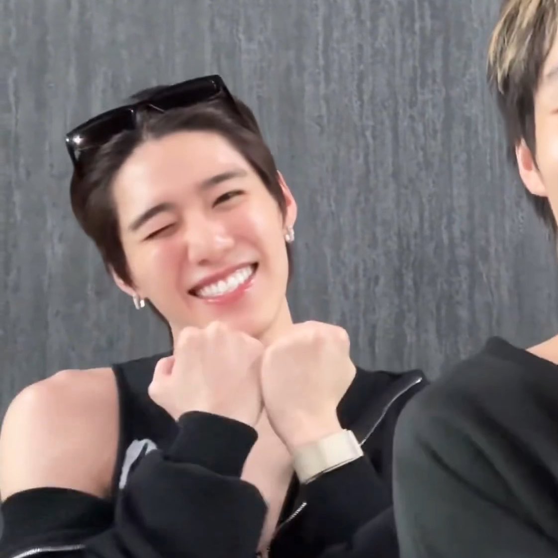 𝐝𝐞𝐟𝐢𝐧𝐢𝐭𝐞𝐝𝐨𝐢𝐧𝐤 tweet media