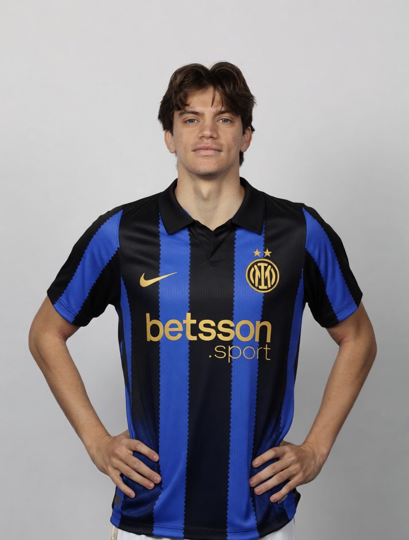 FCIMwallpapers's tweet image. Pls 🙏⚫️🔵

#ForzaInter #InterCagliari #Palestra #MarcoPalestra