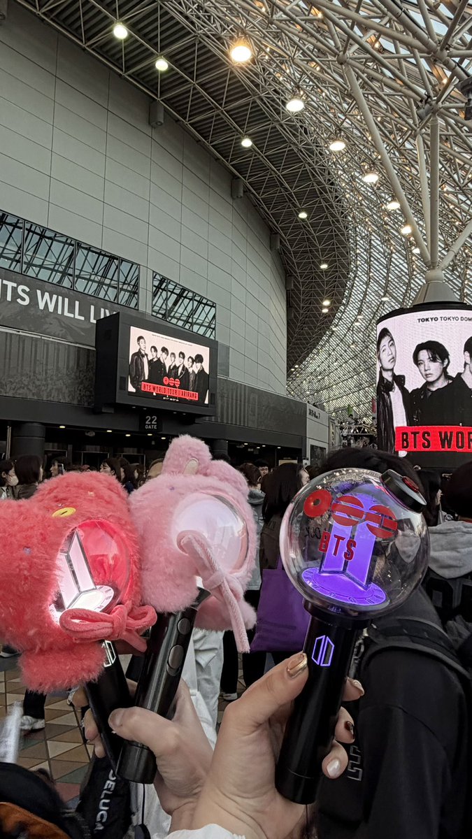 𝕤𝕒𝕜𝕦𝕣𝕒 - ❀´ tweet media